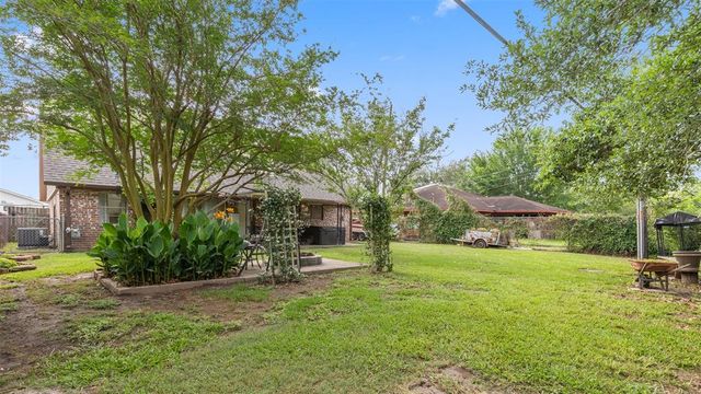 702 Amherst Lane, Deer Park, TX 77536