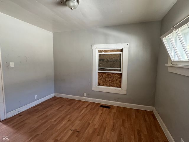 621 N Grant Avenue, Indianapolis, IN 46201