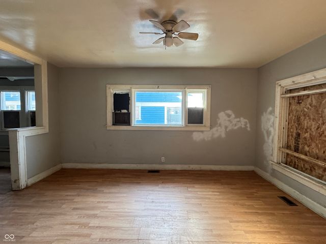 621 N Grant Avenue, Indianapolis, IN 46201