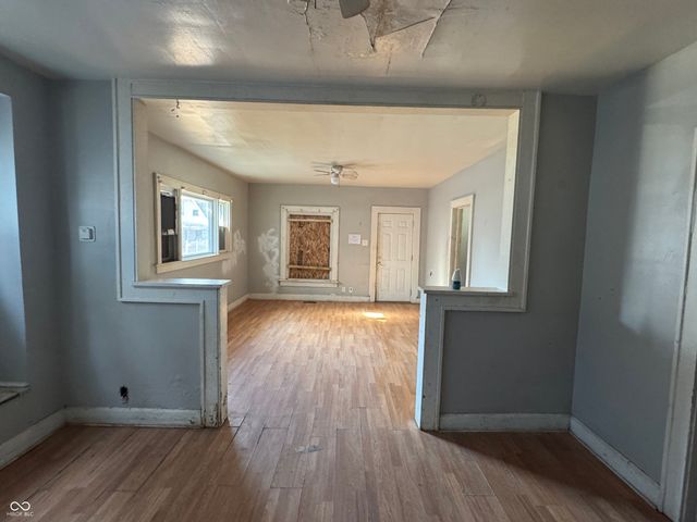 621 N Grant Avenue, Indianapolis, IN 46201