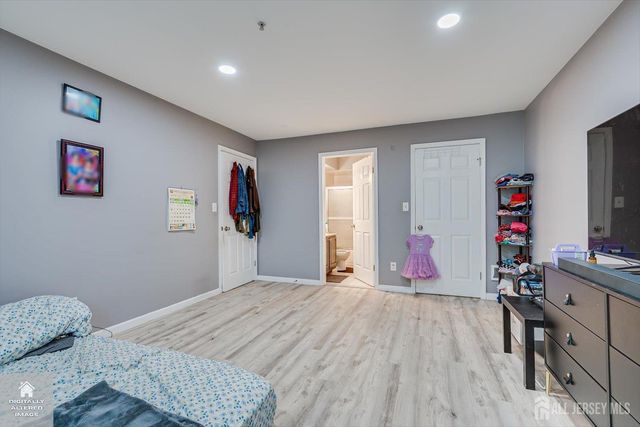 1626 Waterford Drive, Edison, NJ 08817