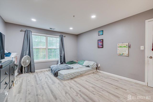 1626 Waterford Drive, Edison, NJ 08817