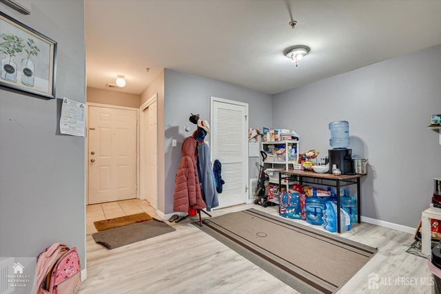 1626 Waterford Drive, Edison, NJ 08817