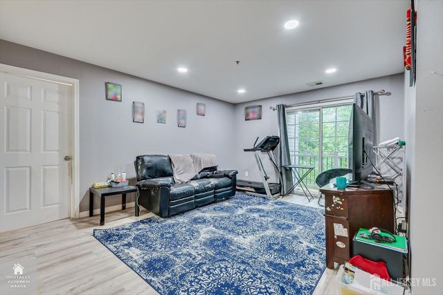 1626 Waterford Drive, Edison, NJ 08817