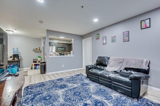 1626 Waterford Drive, Edison, NJ 08817