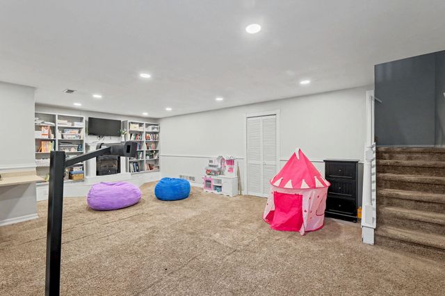 501 Plumwood, Rose Hill, KS 67133