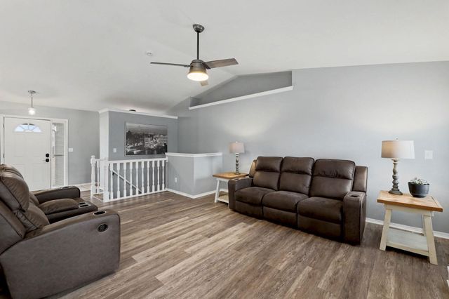 501 Plumwood, Rose Hill, KS 67133