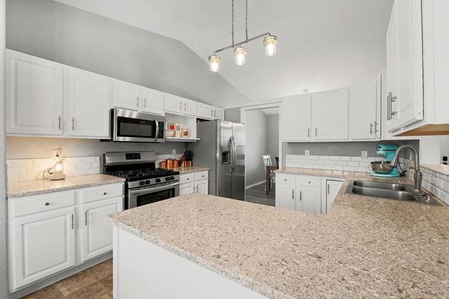 501 Plumwood, Rose Hill, KS 67133