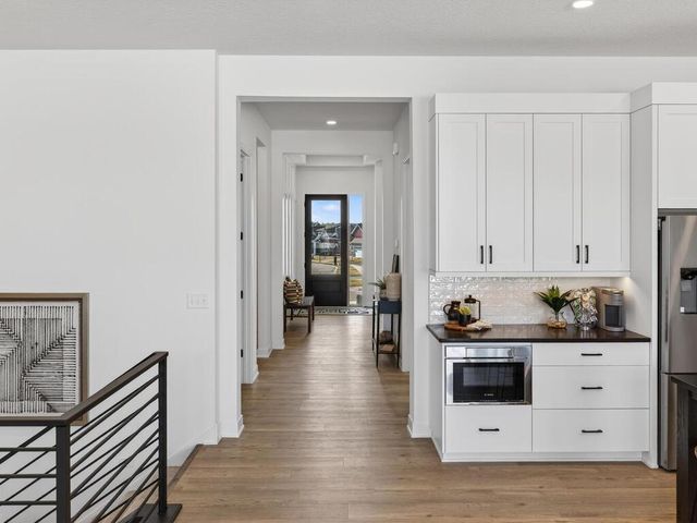 17912 Greenwich Way, Lakeville, MN 55044