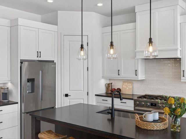 17912 Greenwich Way, Lakeville, MN 55044