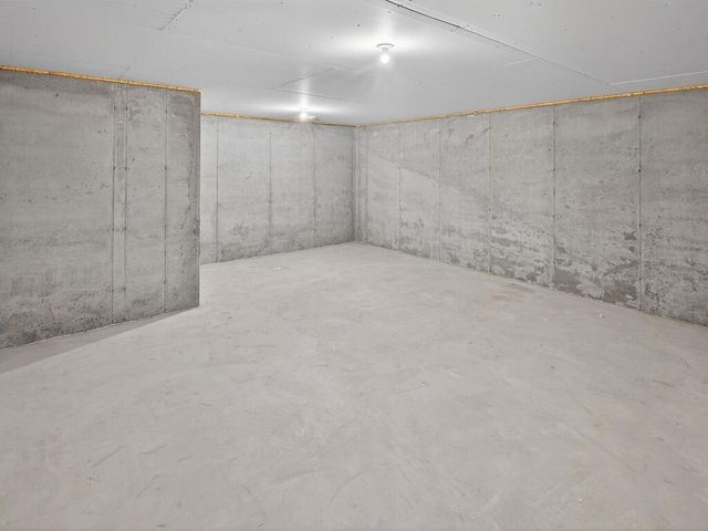 17912 Greenwich Way, Lakeville, MN 55044