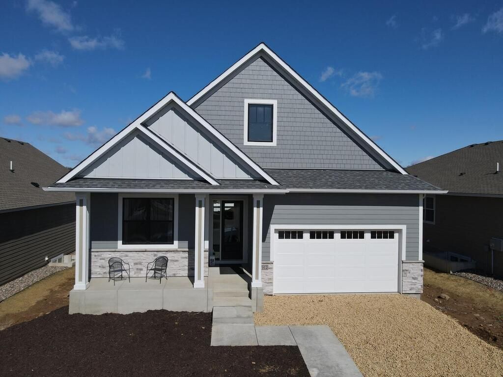 17912 Greenwich Way, Lakeville, MN 55044