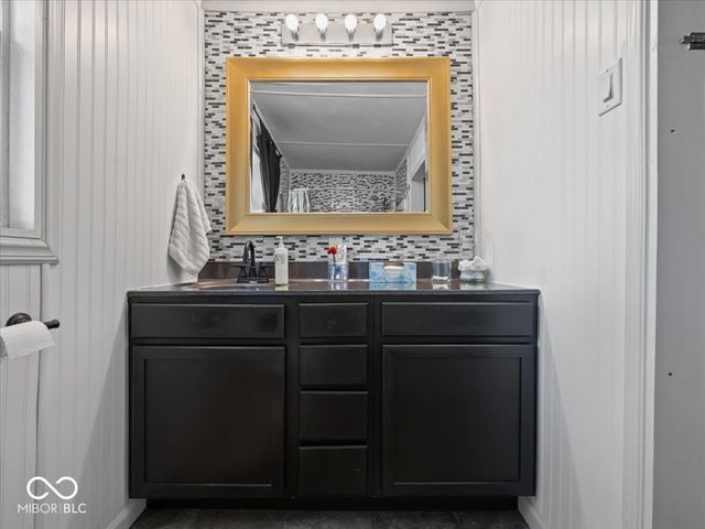 6982 E Michigan Road, Waldron, IN 46182