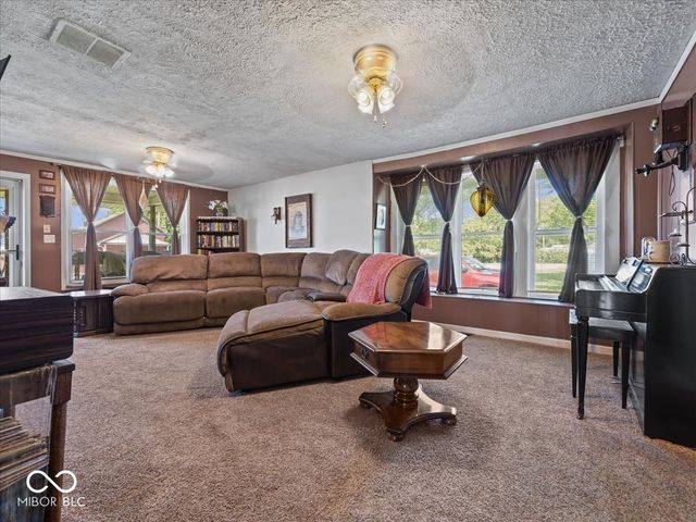 6982 E Michigan Road, Waldron, IN 46182