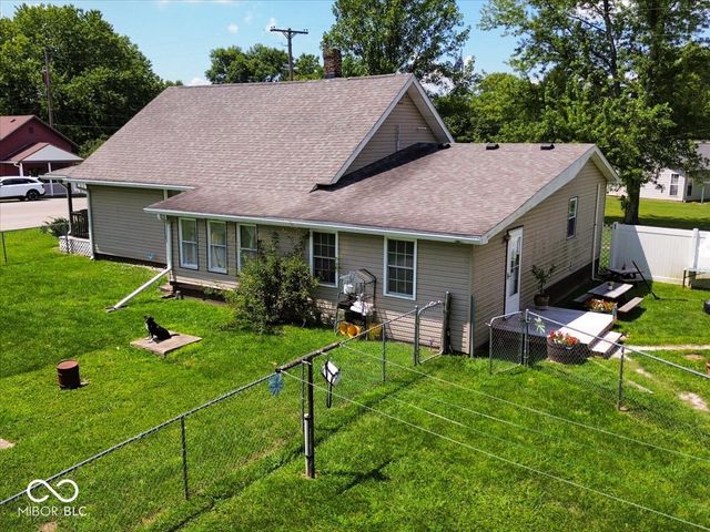 6982 E Michigan Road, Waldron, IN 46182