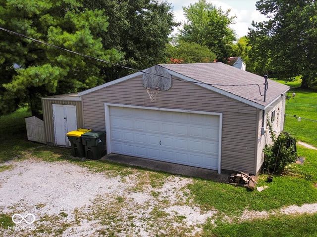 6982 E Michigan Road, Waldron, IN 46182
