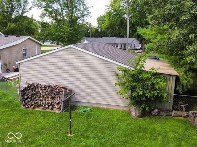 6982 E Michigan Road, Waldron, IN 46182