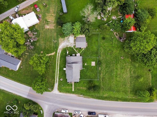 6982 E Michigan Road, Waldron, IN 46182