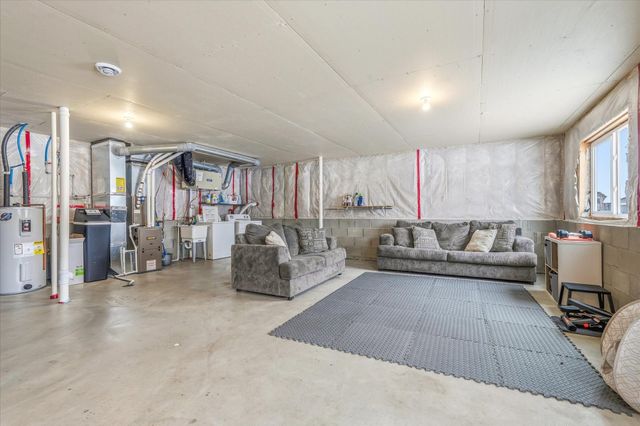 705 Greenwood Street SW, Isanti, MN 55040