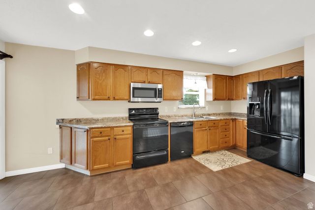 3662 W 5215 S, Salt Lake City, UT 84118
