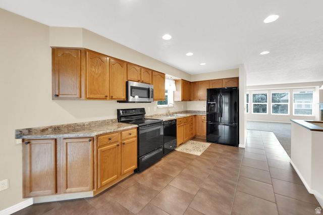 3662 W 5215 S, Salt Lake City, UT 84118