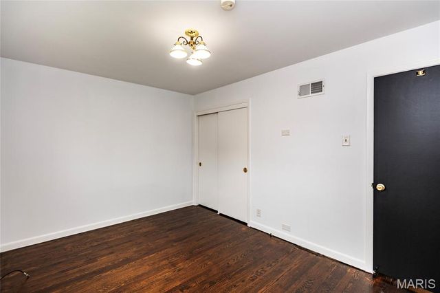 10922 Juniper Court, St Louis, MO 63123