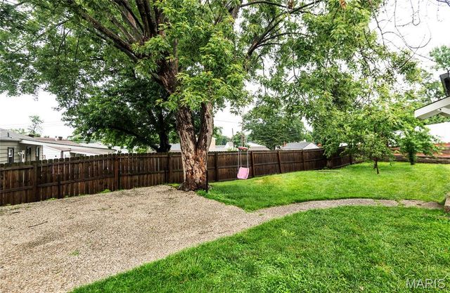10922 Juniper Court, St Louis, MO 63123