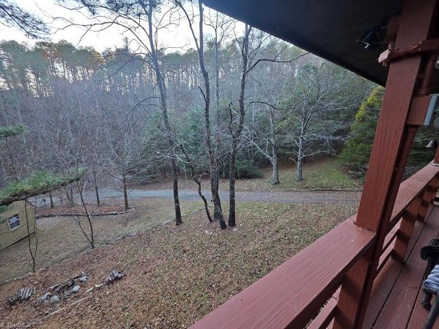 193 Little Grindstone Lane, Millers Creek, NC 28651