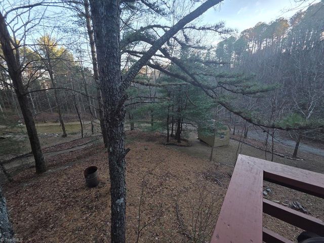 193 Little Grindstone Lane, Millers Creek, NC 28651