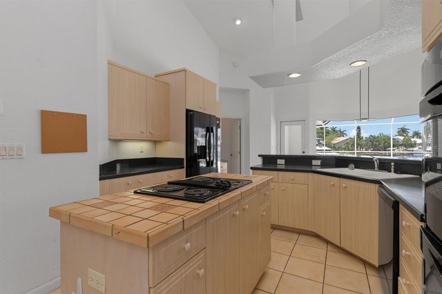 1401 KITTIWAKE DRIVE, Punta Gorda, FL 33950