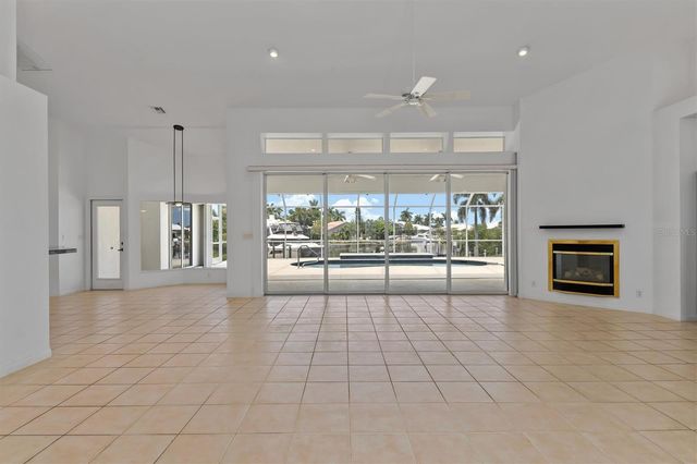 1401 KITTIWAKE DRIVE, Punta Gorda, FL 33950