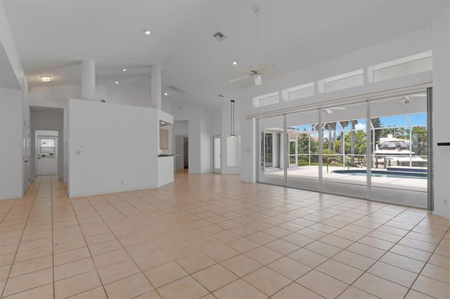 1401 KITTIWAKE DRIVE, Punta Gorda, FL 33950