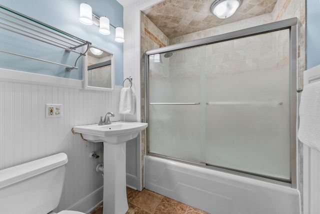 1113 Lincoln Avenue, Saint Paul, MN 55105