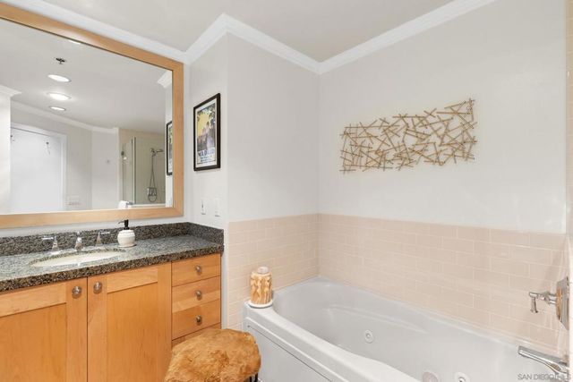700 W Harbor Dr. 1502, San Diego, CA 92101