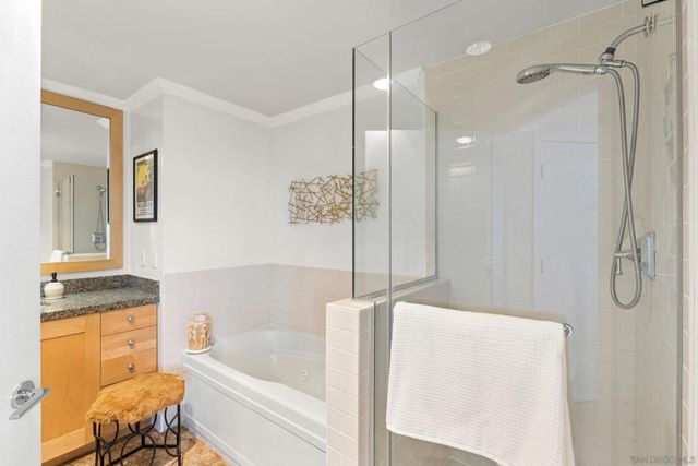 700 W Harbor Dr. 1502, San Diego, CA 92101