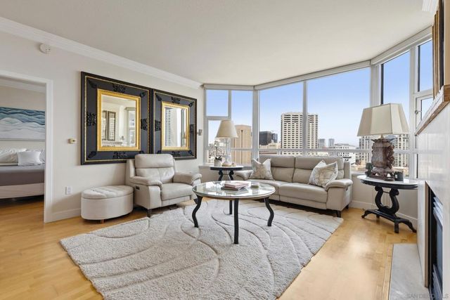 700 W Harbor Dr. 1502, San Diego, CA 92101