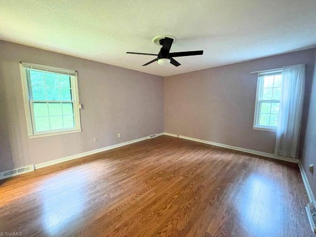 5679 Styers Ferry Road, Clemmons, NC 27012