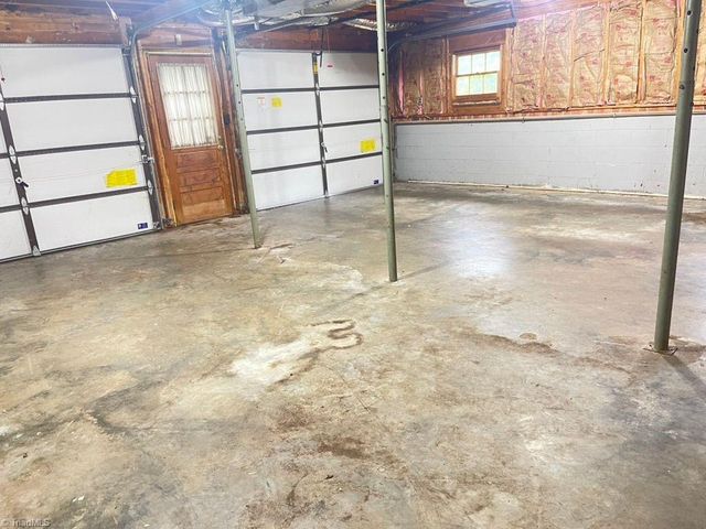 5679 Styers Ferry Road, Clemmons, NC 27012