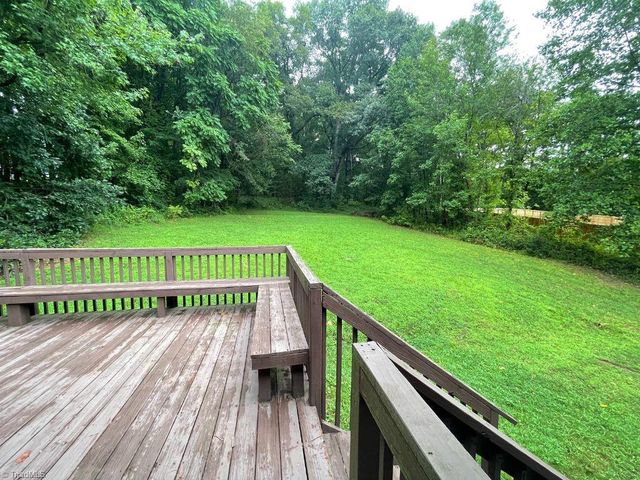 5679 Styers Ferry Road, Clemmons, NC 27012