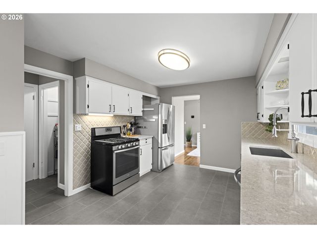 400 Ne 116TH Pl, Portland, OR 97220