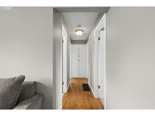 400 Ne 116TH Pl, Portland, OR 97220