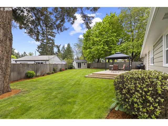 400 Ne 116TH Pl, Portland, OR 97220