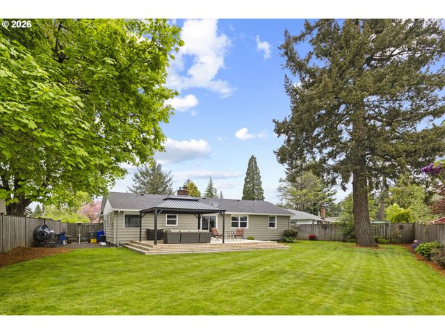 400 Ne 116TH Pl, Portland, OR 97220