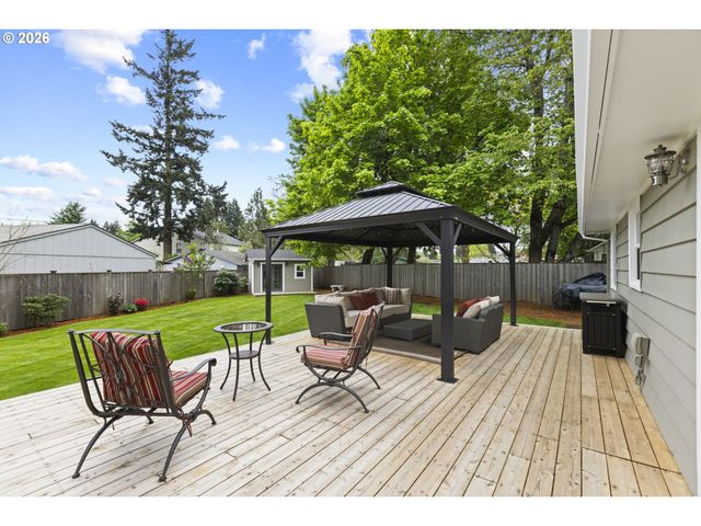 400 Ne 116TH Pl, Portland, OR 97220