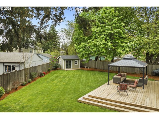 400 Ne 116TH Pl, Portland, OR 97220