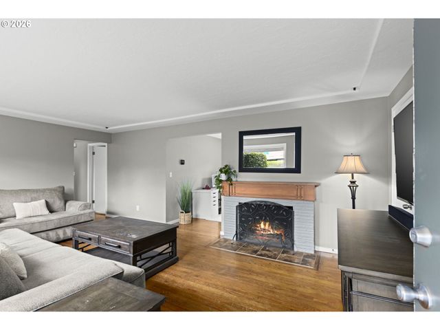 400 Ne 116TH Pl, Portland, OR 97220