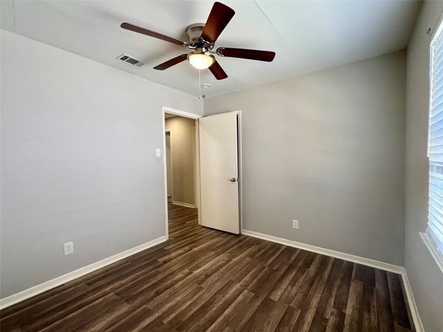 1319 Summit Street, Mesquite, TX 75149