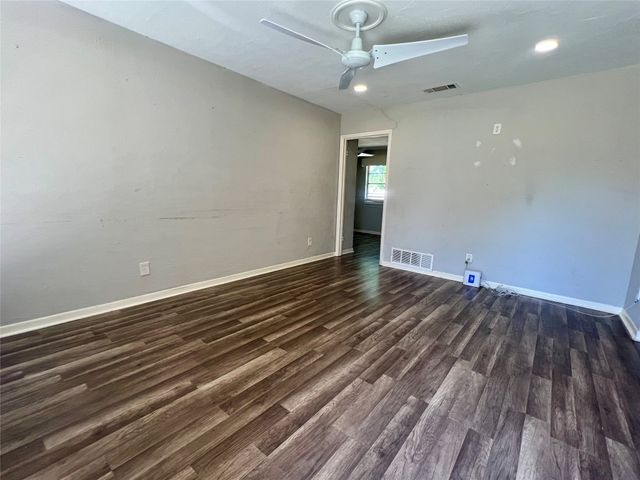 1319 Summit Street, Mesquite, TX 75149