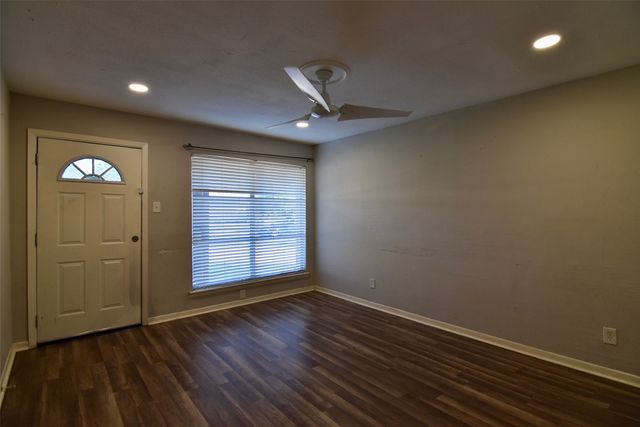 1319 Summit Street, Mesquite, TX 75149