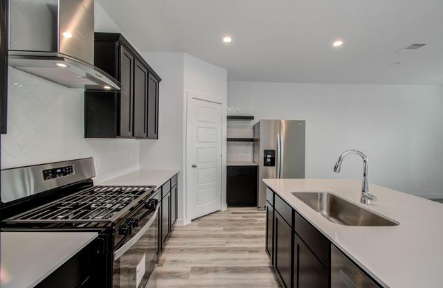 12318 Churchill Downs Drive, Houston, TX 77047